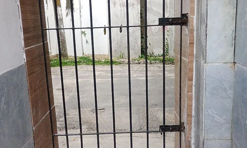 Kitnet Disponível ...