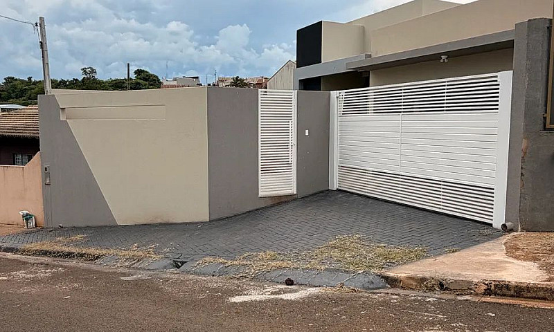 Vende-Se / Casa Nova...