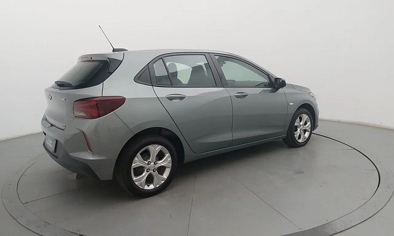 Chevrolet Onix Hatch...
