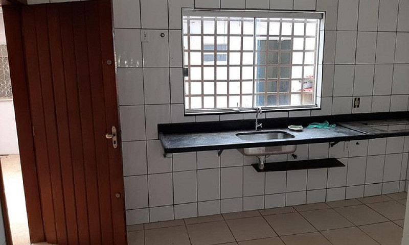 Casa Para Venda Em B...