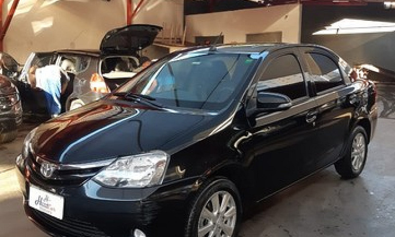 Toyota Etios Xls 1.5...