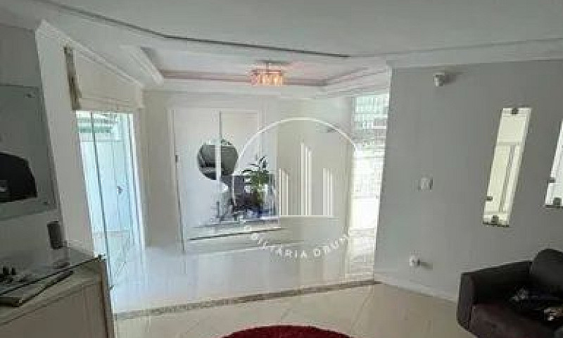 Casa Com 2 Suítes À ...