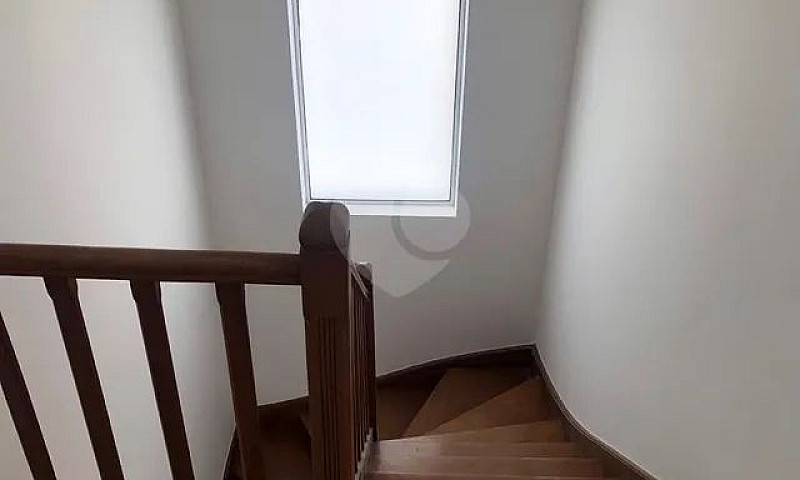 Casa Com 6 Quartos À...