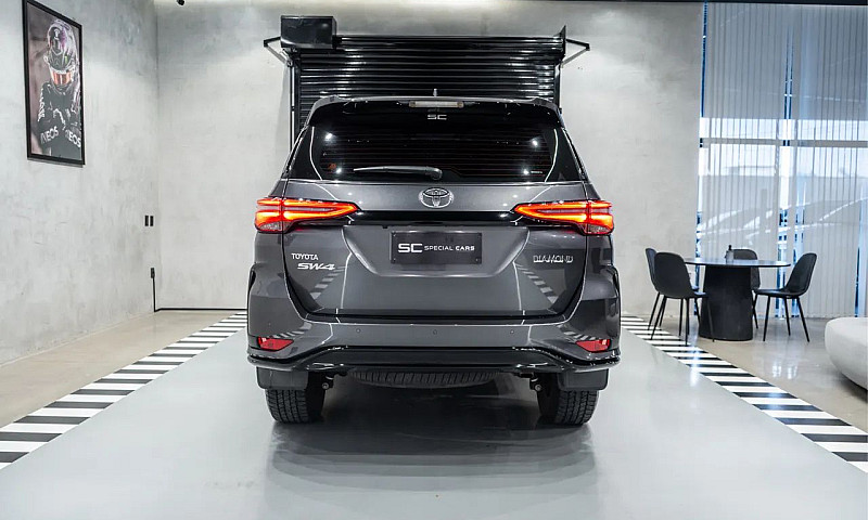 Toyota Hilux Sw4 Dia...