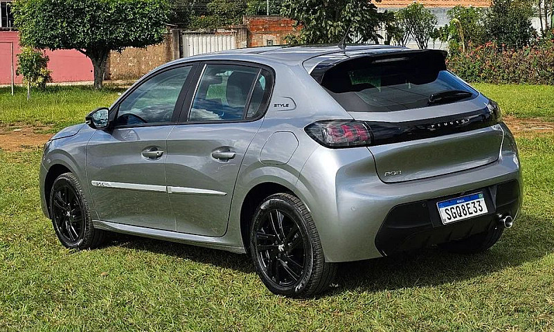 Peugeot 208 Style 1....