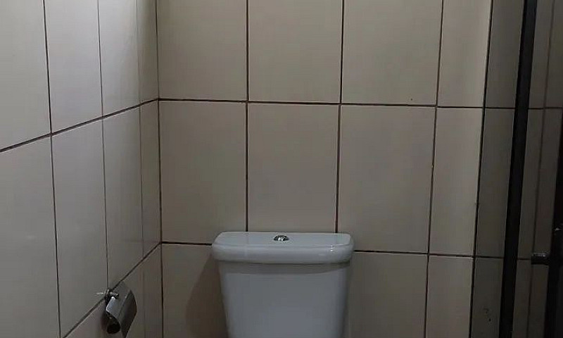 Aluga- Se Uma Casa E...