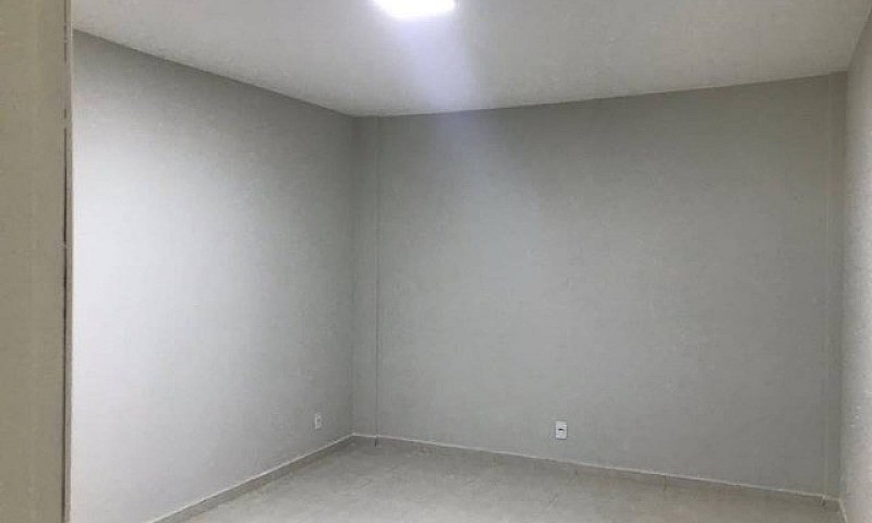 Casa Baixa C/Garagem...