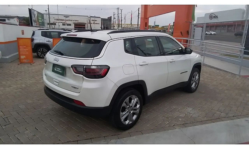 Jeep Compass 2022 1....
