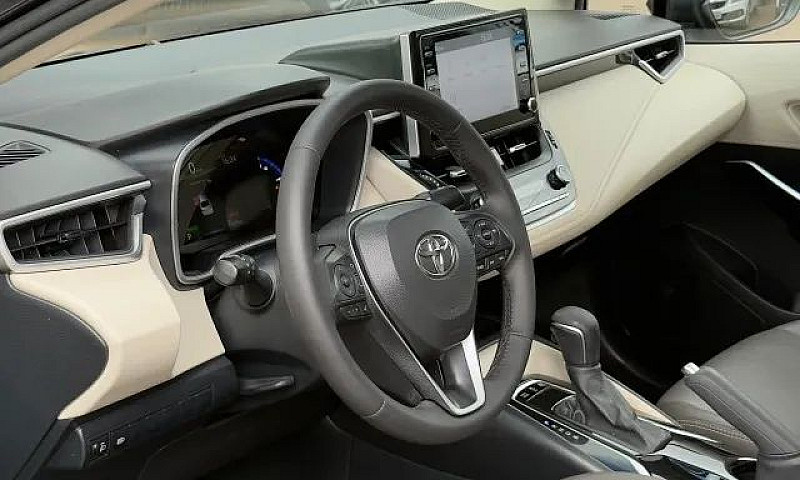 Toyota Corolla Altis...