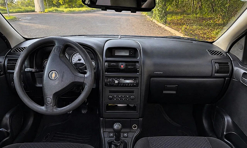 Chevrolet Astra Sed....