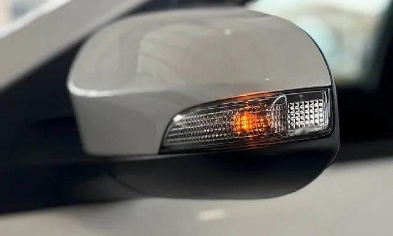 Toyota Yaris Xs Seda...