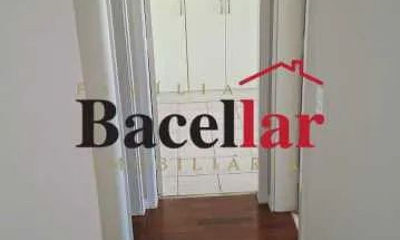 Apartamento : Padrão...