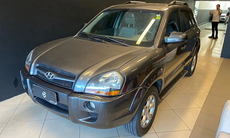 Hyundai Tucson 2.0 1...