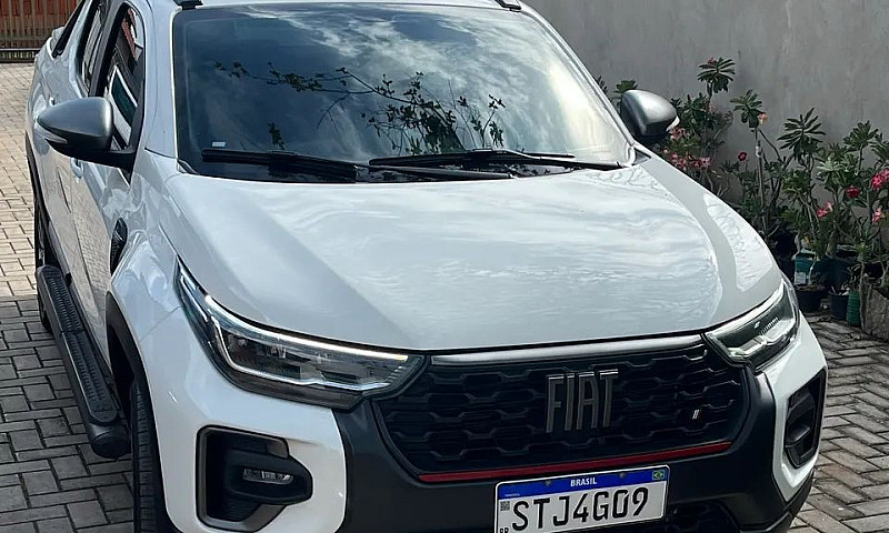Fiat Strada Ultra 1....