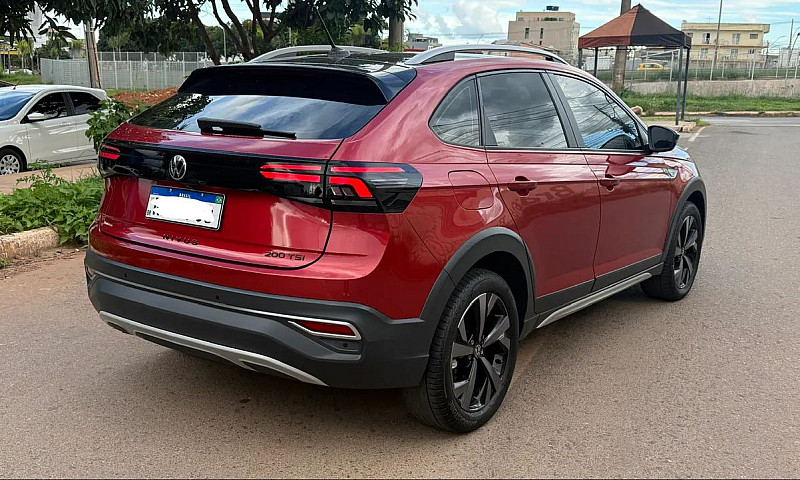 Volkswagen Nivus Hig...