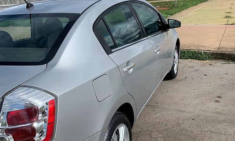 Nissan Sentra 2.0/ 2...