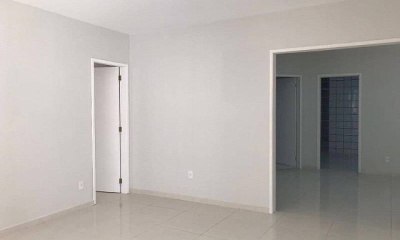 Casa Baixa C/Garagem...