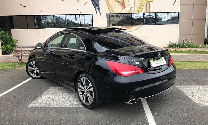 Mercedes-Benz Cla 20...