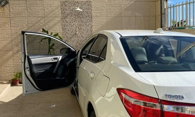 Corolla 1.8 Gli Uppe...