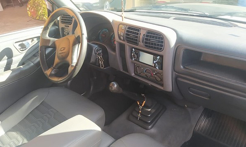 S10 Cabine Simples -...