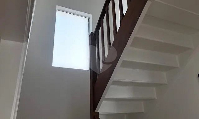 Casa Com 6 Quartos À...