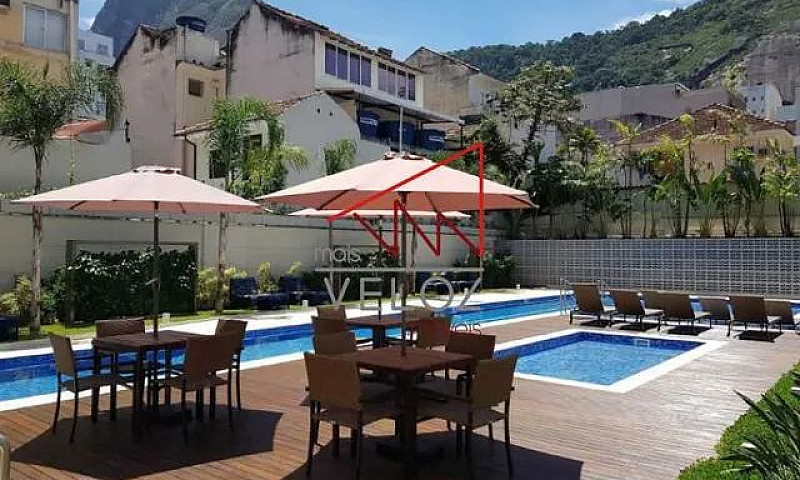 Apartamento-À Venda-...