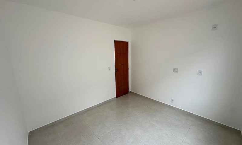 Casa Recém Construíd...