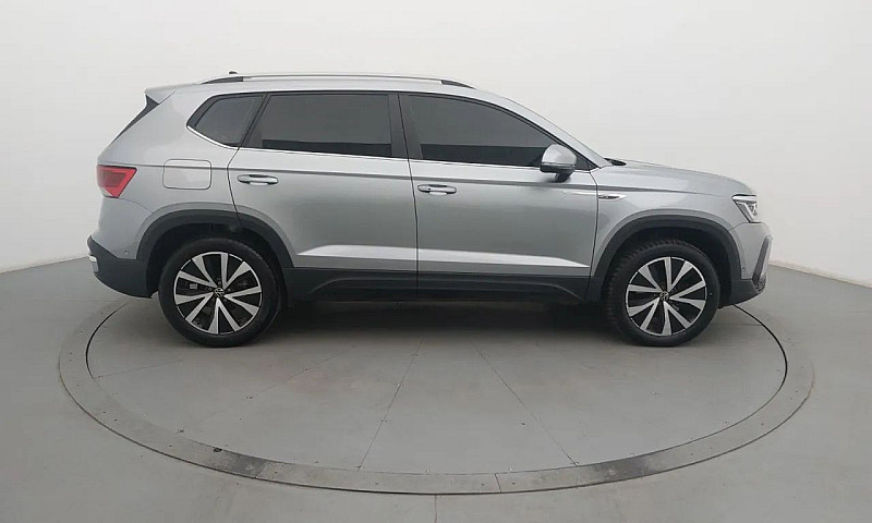 Volkswagen Taos High...