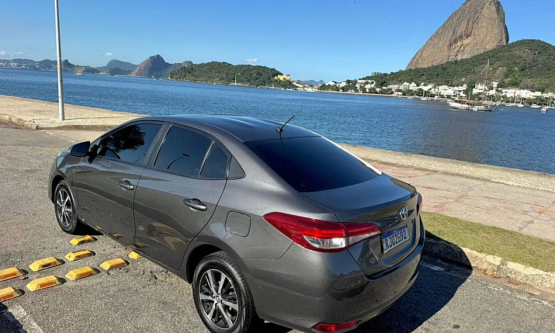 Toyota Yaris Xls Con...