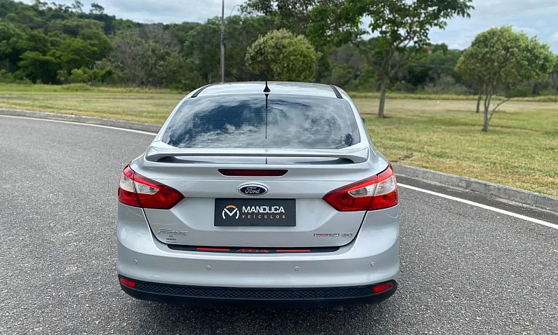 Ford Focus Sed. Ti./...