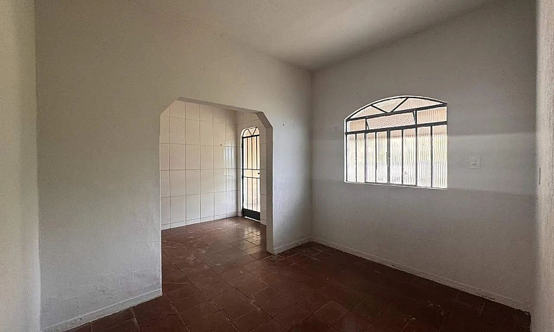 Casa Localizada No B...
