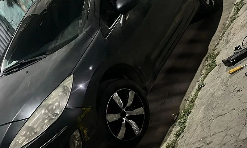 Peugeot 408 Sedan Al...