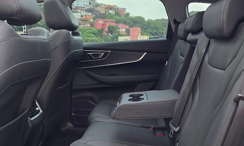 Chery Tiggo 8 Max Dr...