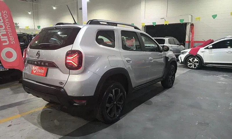 Renault Duster Iconi...