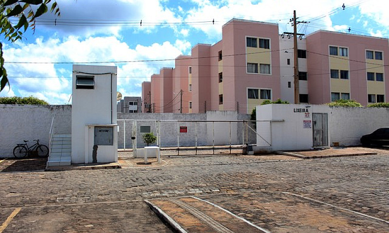 (2210) Apartamento P...