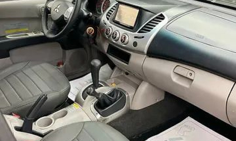 L200 Triton Hpe 4X4 ...