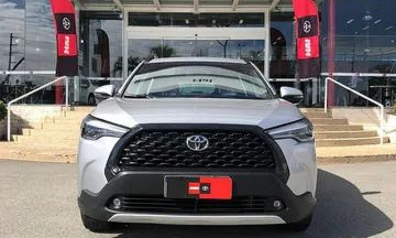 Toyota Corolla Cross...