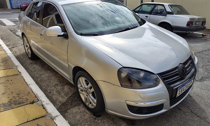 Volkswagen Jetta 2.5...