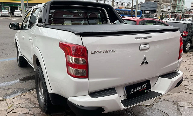 L200 Triton Sport Gl...
