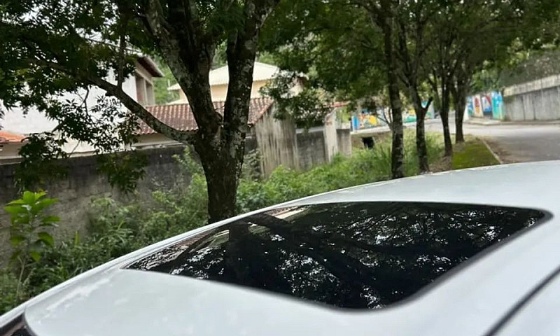 Toyota Corolla Altis...