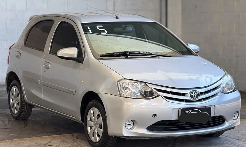 Toyota Etios X 1.3 F...