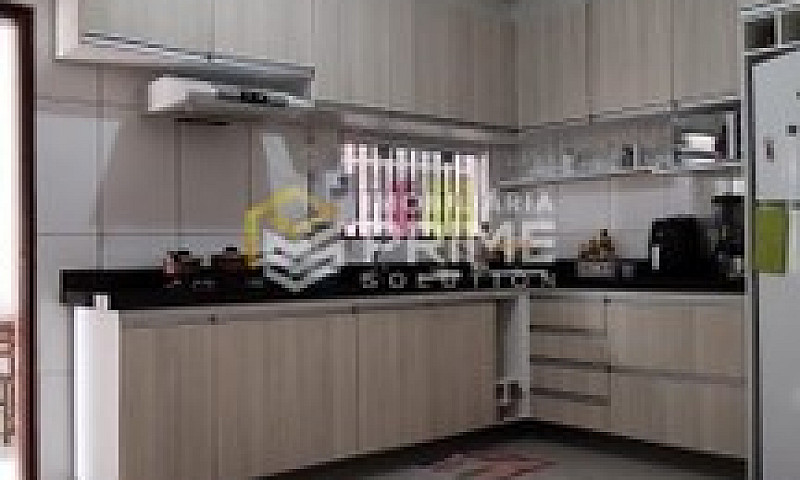 L-More Perto Da Prai...