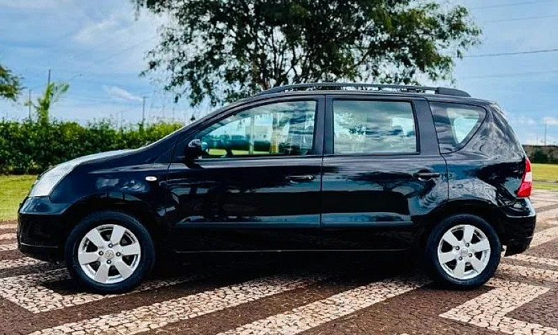 Nissan Livina Sl 1.8...