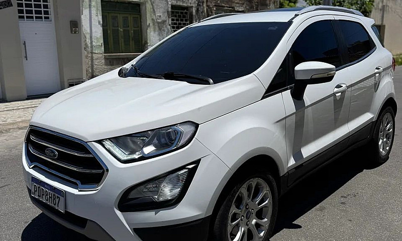 Ford Ecosport Titani...