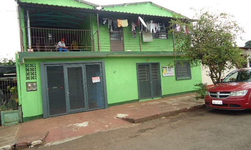 (Ca 2442) Casa Bairr...