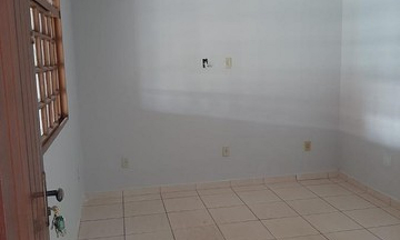 Casa Para Venda Em B...
