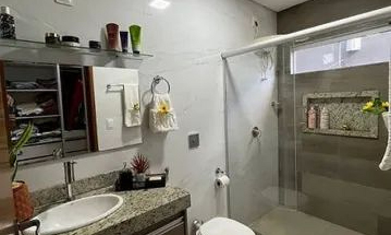 Casa A Venda Com Pis...