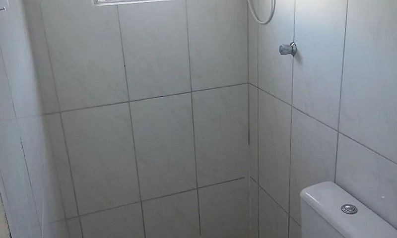 550$ Kitnet 2 Comodo...