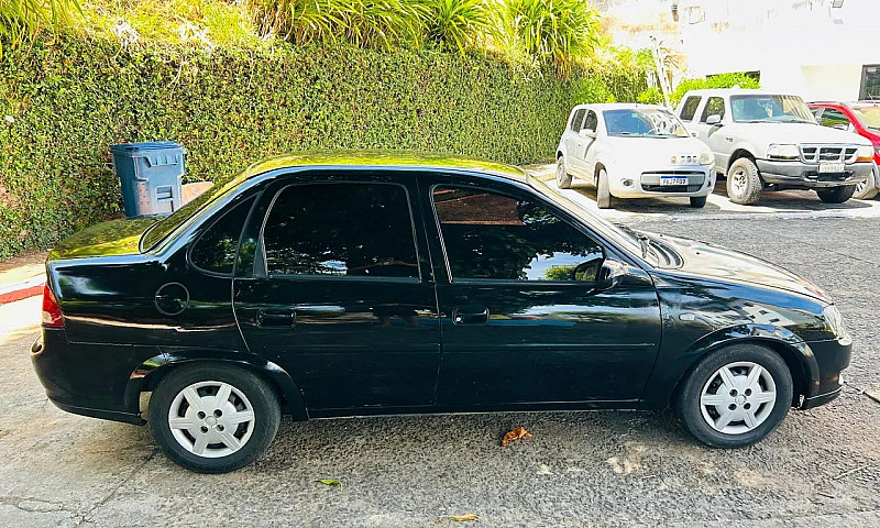 Chevrolet Classic Li...