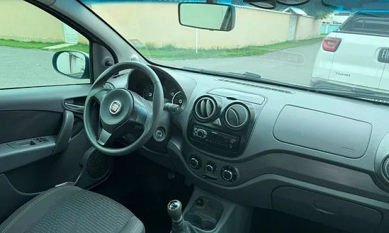 Fiat Palio Attractiv...